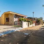 Villa Indipendente A 5 Minuti Dal Mare E Centro Paese- Privacy E Spendida Veranda 度假居