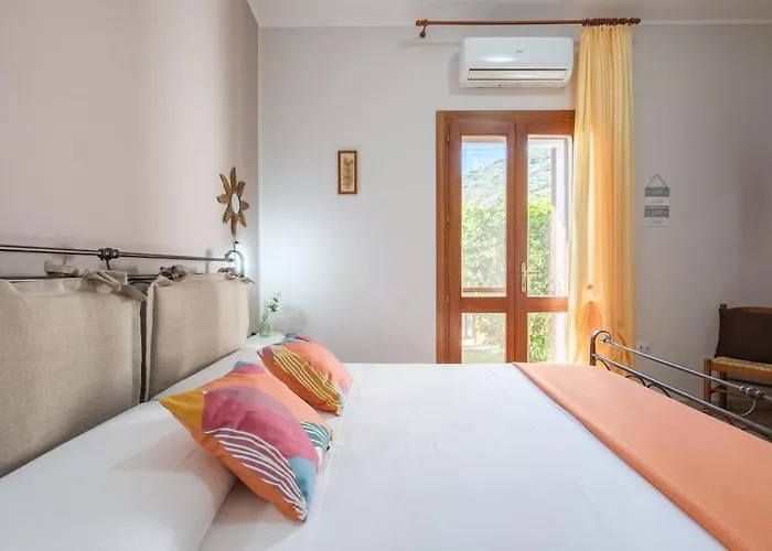 Tatil Evi In A 5 Minuti Dal Mare E Centro Paese- Privacy E Relax
